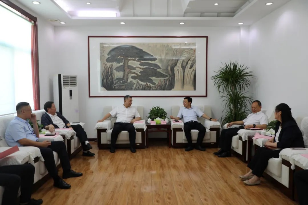山東農(nóng)業(yè)集團黨委書記、董事長張傳洪一行到訪山東水設(shè)